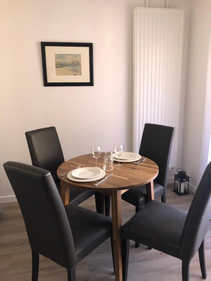 Appartement Un Grand Face Au Port De Santa Lucia